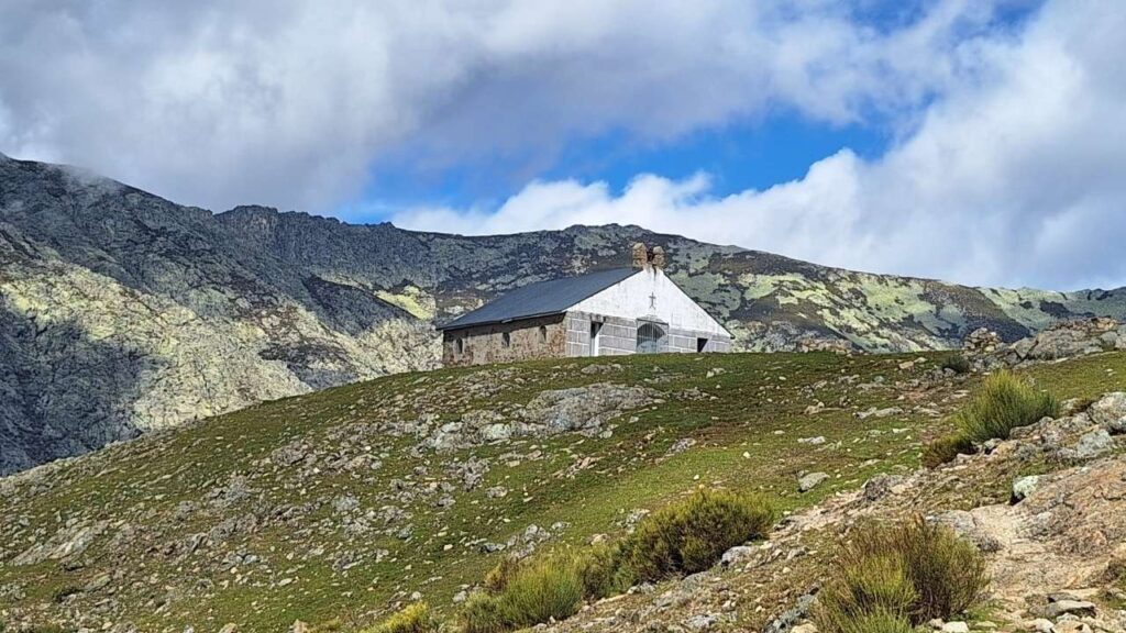 Camino a la Ermita de las Nieves